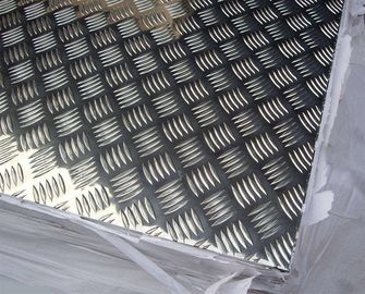 中国 反汚染物質のダイヤモンドの踏面のアルミニウム シート、アルミニウム チェッカーの版シート  工場